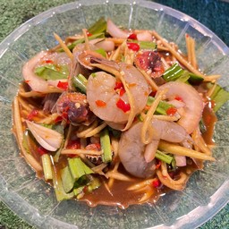 ยำกุ้งสดหอยแครง