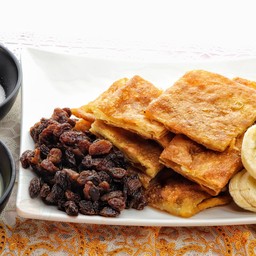 โรตีกล้วยลูกเกด Banana+Raisin