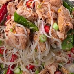 ยำขนมจีนทูน่า