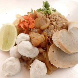 ก๋วยเตี๋ยวแห้งโบราณ (ครัวนานาอาหาร)