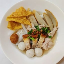 ก๋วยจั๊บน้ำใส เครื่องปลา