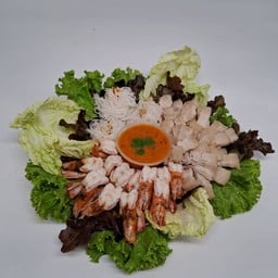 เมี่ยงมือลิงย่างให้ & กะเพรา