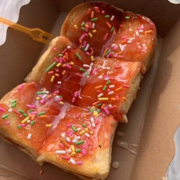 Or&Or ปังปิ้งเตาถ่าน