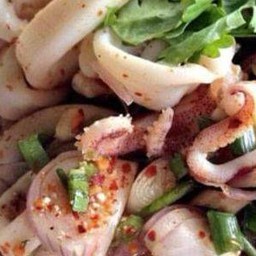 ลาบปลาหมึก