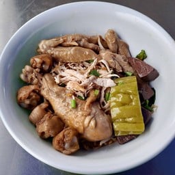 ทินภัทร ก๋วยเตี๋ยวไก่มะระ