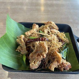 ไก่ทอดตะไคร้