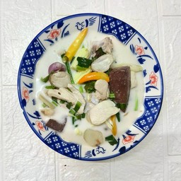 ต้มข่า