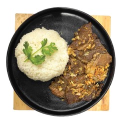 เนื้อตุ๋นทอดกระเทียม (ราดข้าว)