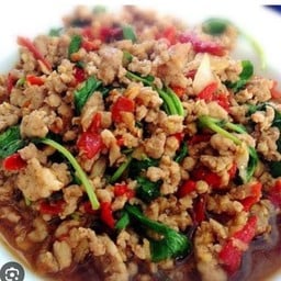 กระเพราหมูสับ (เป็นกับ)