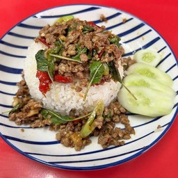 กะเพราหมูสับ(ราดข้าว)