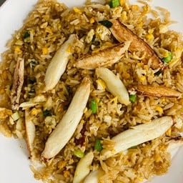 ข้าวผัดก้ามปู