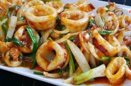 ข้าวผัดพริกเผาทะเล
