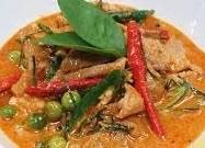 ข้าวผัดพะแนงหมู