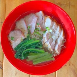บะหมี่เกี๊ยวดาบศักดิ์ ข้าวตามสั่ง สาขาบางแสน