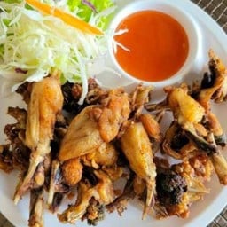 กบทอดกระเทียม