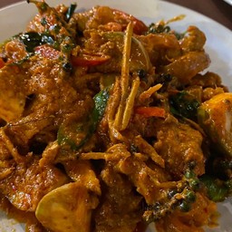 กบผัดเผ็ด