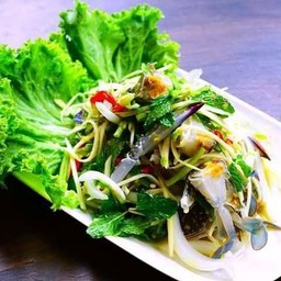 ยำปูเย็น