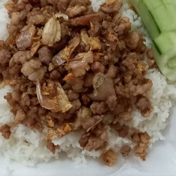 ข้าวหมูสับกระเทียม