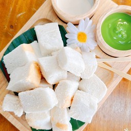 ขนมปังนมสดสังขยาใบเตย