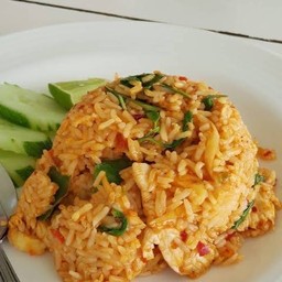 ข้าวผัดต้มยำหมู