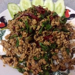กะเพรา & ไข่ข้น & ไข่ขยี้ ( ครัวคุณนัน )