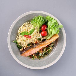 Spaghetti with Spicy Salmon Stir-fry
