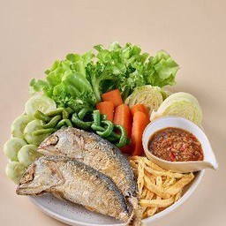 Fried Mackerel With Shrimp-Paste Sauce Set