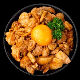 ข้าวหน้าไก่ผัดซอสสหมาล่า(ไม่รวมไข่)