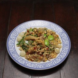 ผัดสามเหม็น