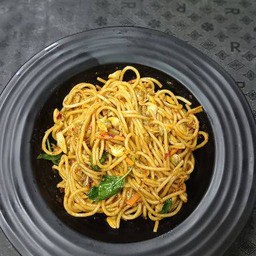 สปาเก็ตตี้ผัดพริกเผาหอยลาย