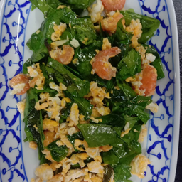 ใบเหลียงผัดไข่