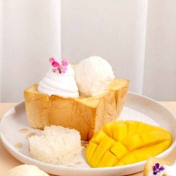 โทสข้าวเหนียวมะม่วง