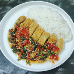 ข้าวกะเพราหมูทอดด