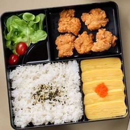 ชุดเบนโตะไก่คาราเกะ