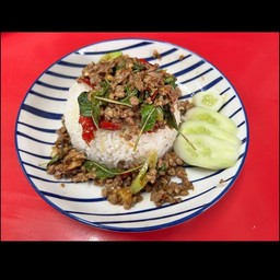 กะเพราหมูกรอบ(ราดข้าว)