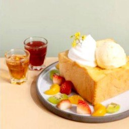 โทสต์ ผลไม้