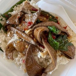 ข้าวกะเพราตับหมู