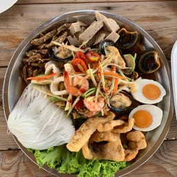 จุ่มดาดหมูกระทะบ้านสวนอินดี้ สุขาภิบาล5
