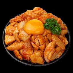 ข้าวหน้าไก่ผัดซอสโคชูจัง ( ไม่รวมไข่ )
