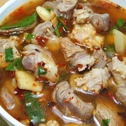 ต้มแซ่บเนื้อ