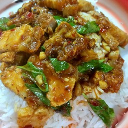 Crispy Pork Curry Paste