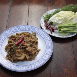 หมกหน่อไม้หมูสามชั้น