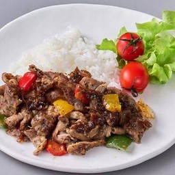 Rice with pork, vegetables, black pepper, and bell pepper