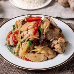 ไก่ผัดขิง