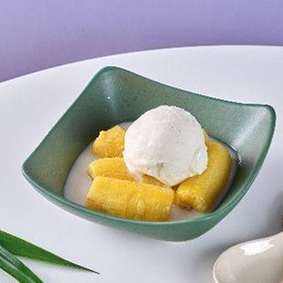 Banana in Syrup with Ice Cream