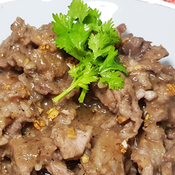 เนื้อผัดกระเทียมพริกไทย