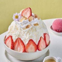 Bingsu Strawberry