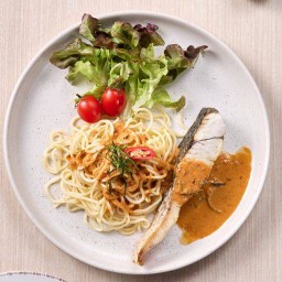 Spaghetti with Sea Bass in Choo Chee Sauce
