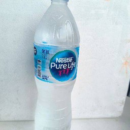 น้ำดื่ม 1.5 L