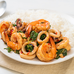 ข้าวผัดกะเพราทะเล จานเดียว